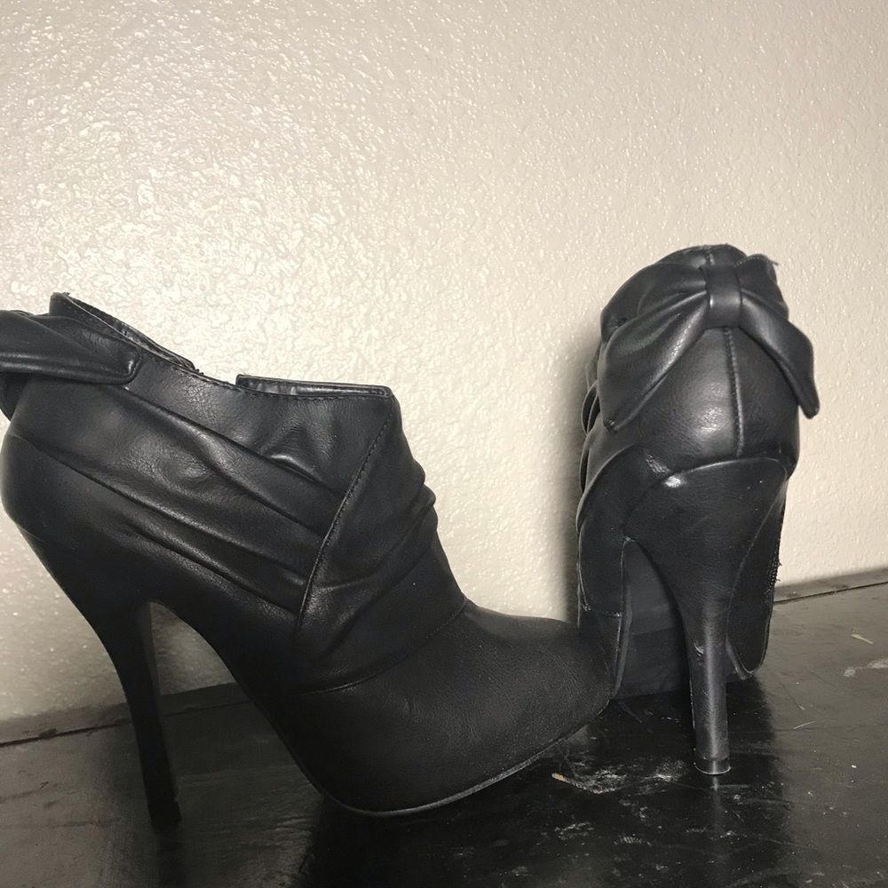 Shi by Journey Maylee Booties